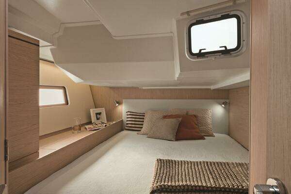 51ft Beneteau Yacht For Sale