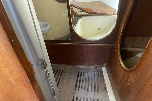 Photo of the 1986 J Boats J35 "Valhalla"