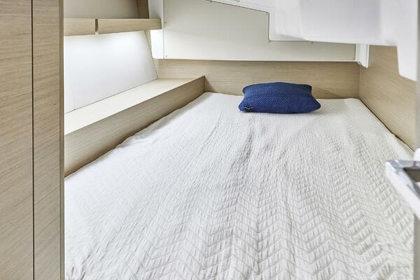 34ft Beneteau Yacht For Sale