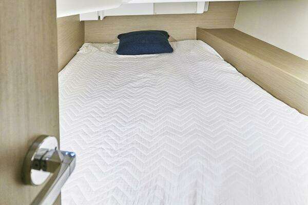 34ft Beneteau Yacht For Sale