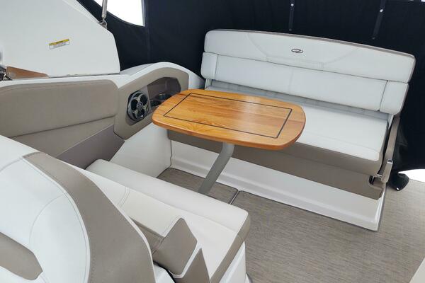 Reel Seaductive 28ft Regal Yacht For Sale