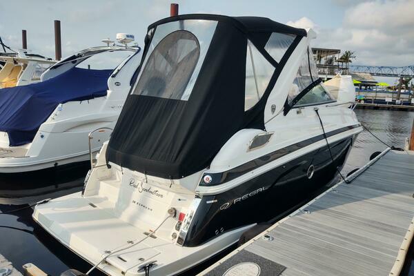 Reel Seaductive 28ft Regal Yacht For Sale
