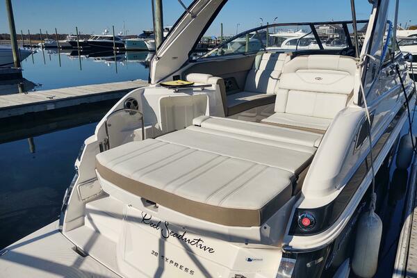 Reel Seaductive 28ft Regal Yacht For Sale