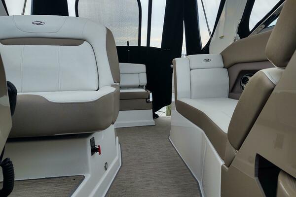 Reel Seaductive 28ft Regal Yacht For Sale