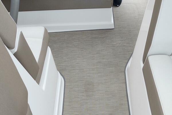 Reel Seaductive 28ft Regal Yacht For Sale