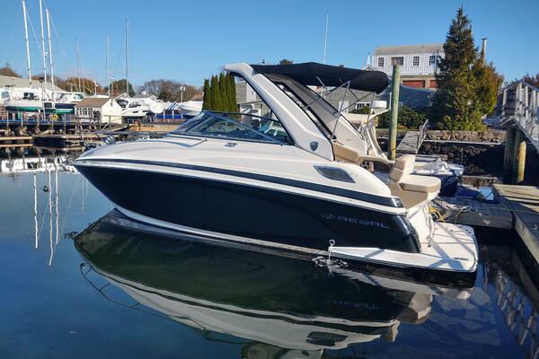 Reel Seaductive 28ft Regal Yacht For Sale