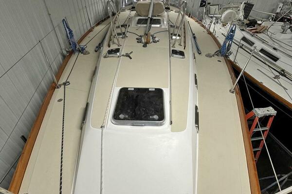 MOONDANCE 45ft Sabre Yacht For Sale