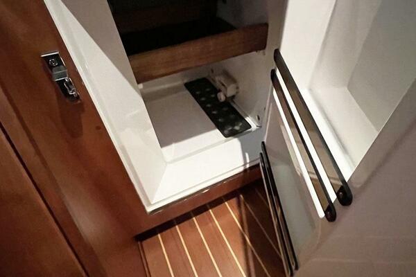 MOONDANCE 45ft Sabre Yacht For Sale