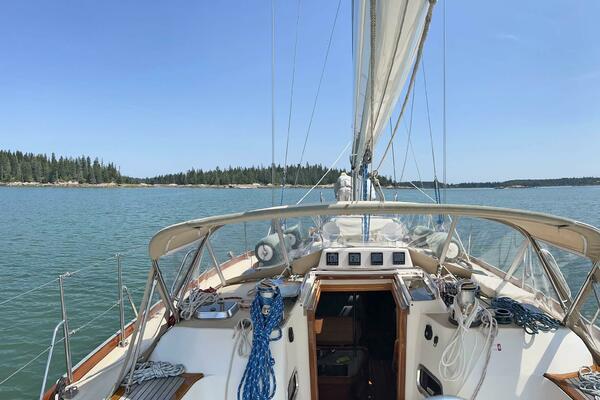 MOONDANCE 45ft Sabre Yacht For Sale
