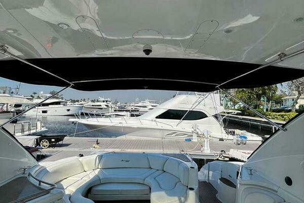 2011 Cruisers Yachts 56