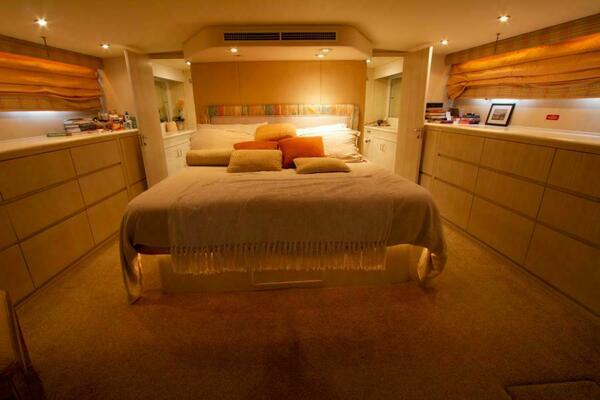 FULL MOON 70ft Hatteras Yacht For Sale