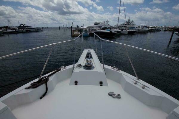 FULL MOON 70ft Hatteras Yacht For Sale