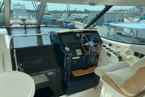 2007 Tiara Yachts 39