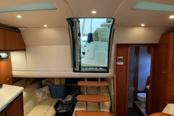 2007 Tiara Yachts 39