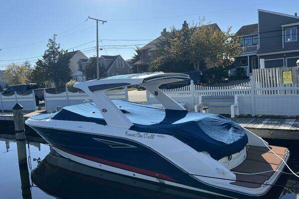Photo of the 2018 Sea Ray 310 SLX "Knot On Call"