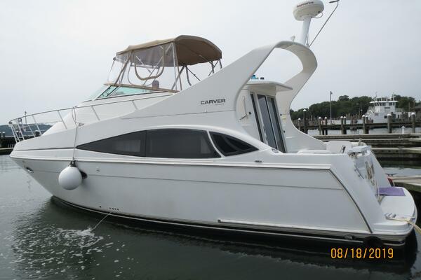 RAPTURE 36ft Carver Yacht For Sale