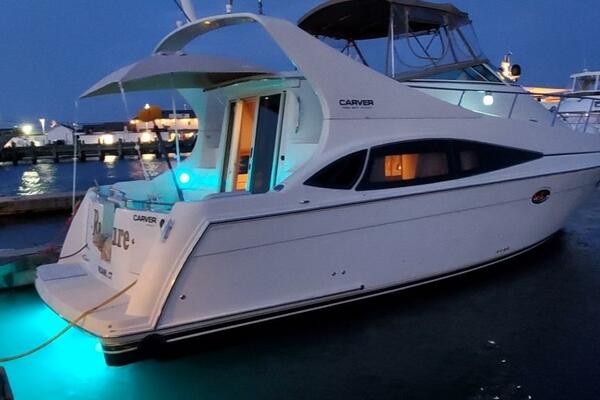 RAPTURE 36ft Carver Yacht For Sale