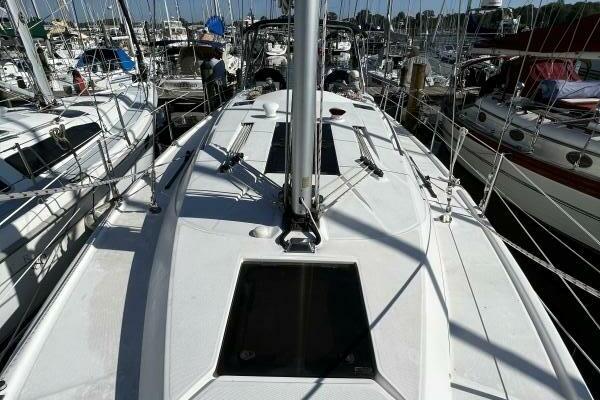 Sweet Pea 39ft Hunter Yacht For Sale