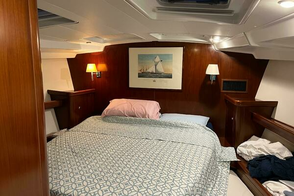 Photo of the 2005 Beneteau Oceanis Clipper 523 "CARINA"