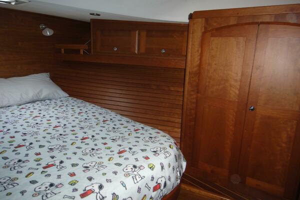 Oyster 48ft Sabre Yacht For Sale