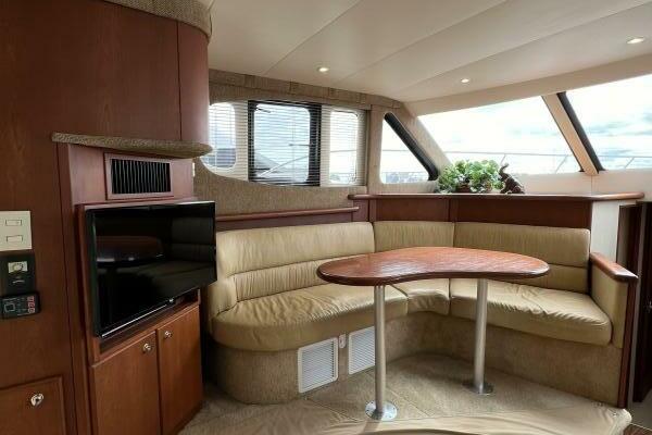 34ft Silverton Yacht For Sale