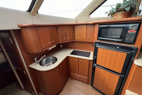 34ft Silverton Yacht For Sale