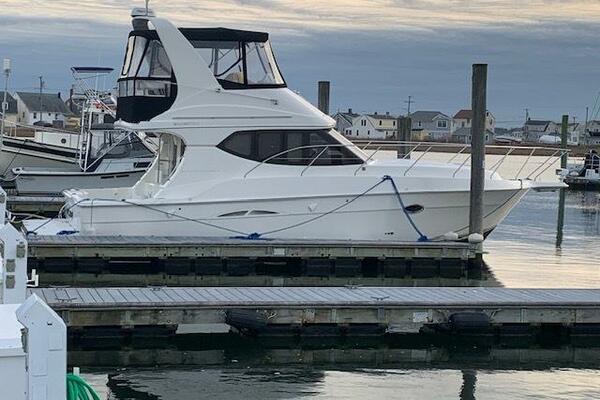 34ft Silverton Yacht For Sale