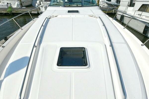 2000 Sea Ray 46