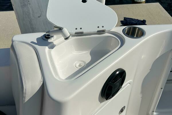 Photo of the 2017 Hurricane CC 231