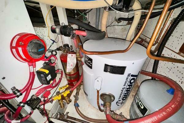 Lady Helen 34ft CHB Yacht For Sale