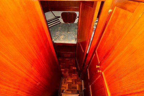 Lady Helen 34ft CHB Yacht For Sale