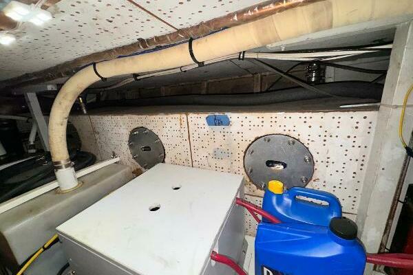 Lady Helen 34ft CHB Yacht For Sale