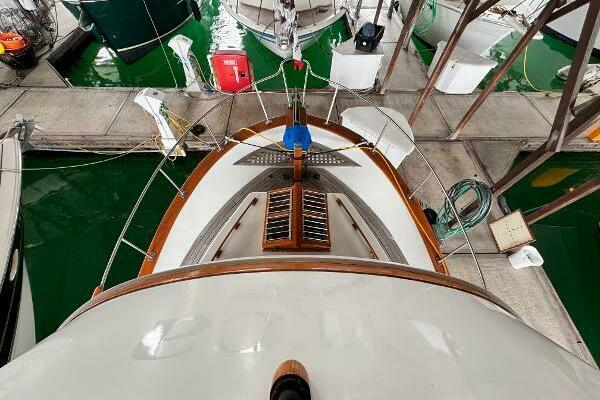Lady Helen 34ft CHB Yacht For Sale