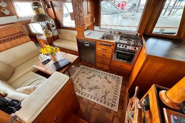 Lady Helen 34ft CHB Yacht For Sale