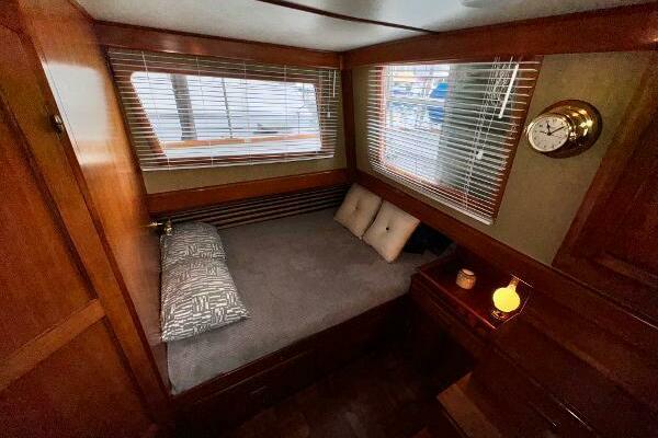 Lady Helen 34ft CHB Yacht For Sale