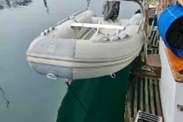 Lady Helen 34ft CHB Yacht For Sale