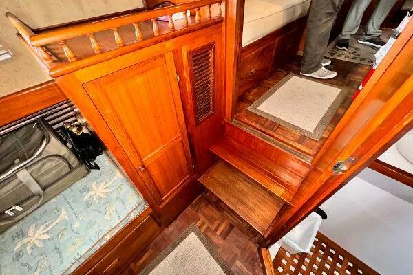 Lady Helen 34ft CHB Yacht For Sale