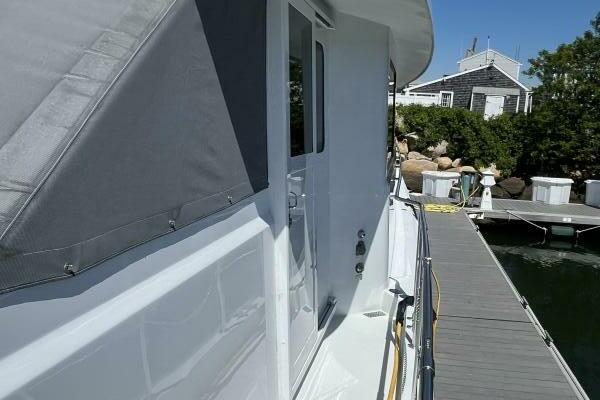 74ft Hatteras Yacht For Sale