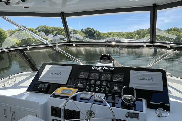 74ft Hatteras Yacht For Sale