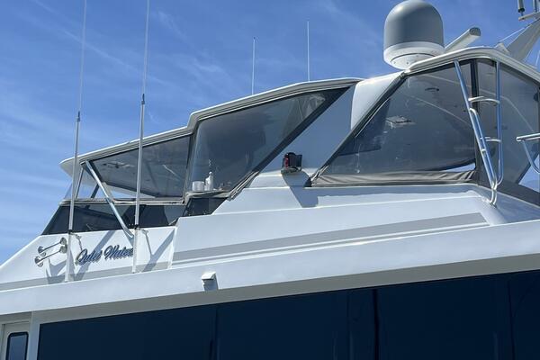 74ft Hatteras Yacht For Sale