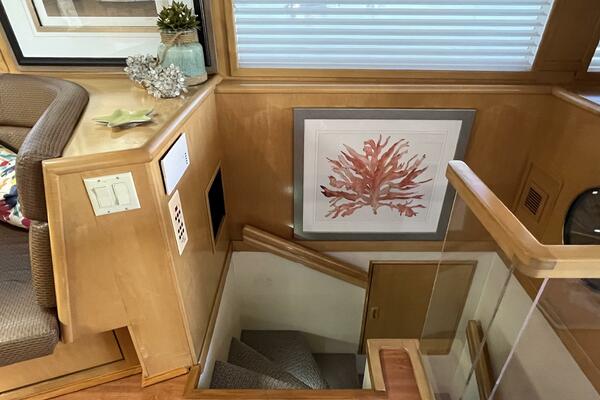 74ft Hatteras Yacht For Sale