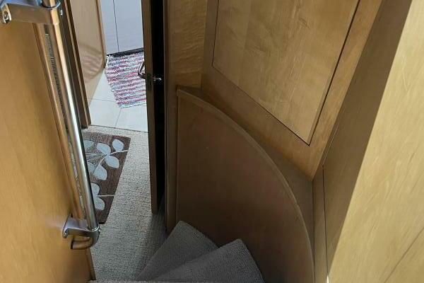 74ft Hatteras Yacht For Sale