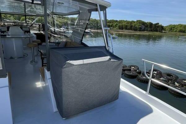 74ft Hatteras Yacht For Sale