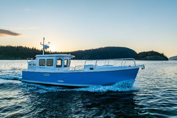 NEW BOAT HULL 16 37ft SeaPiper Yacht For Sale