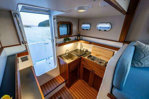 SeaPiper 37 Yacht For Sale