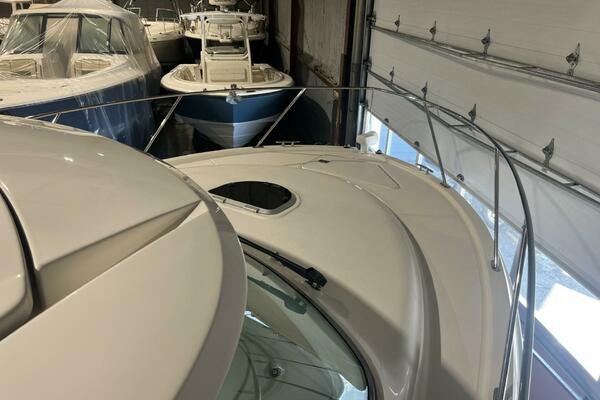 Jovial 31ft Tiara Yachts Yacht For Sale