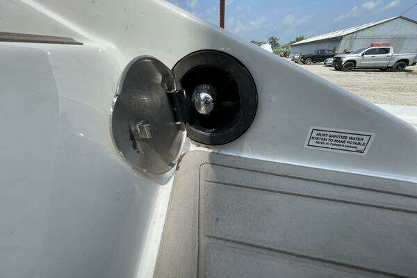 Crownline 255 SS Yacht For Sale