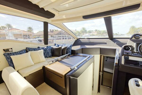 2013 Azimut 55