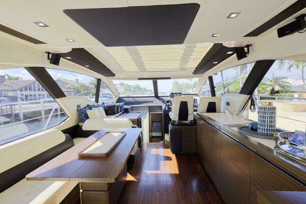2013 Azimut 55