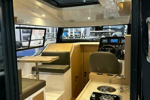 Photo of the 2023 Vento V30 HT Weekender